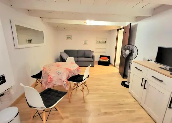 Studio En Plein Coeur De Bonifacio! * 보니파시오